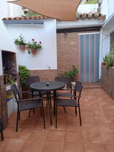 La Recueja House | El patio de Marcos