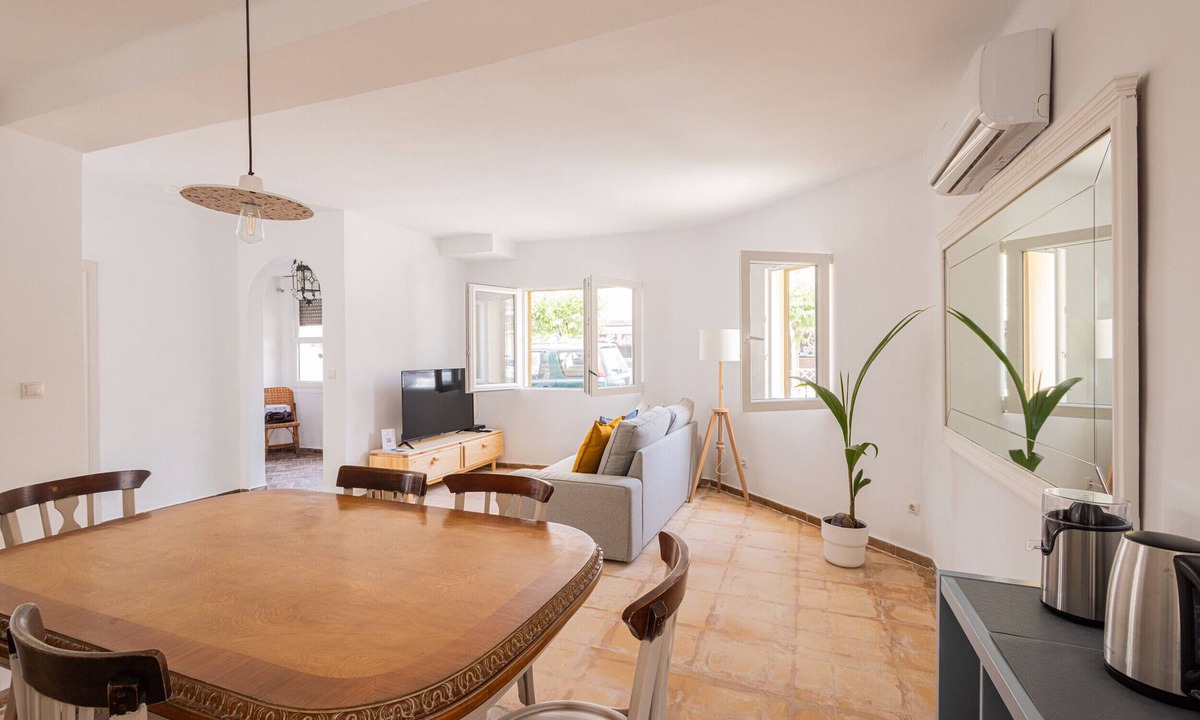 El Perello House | El Perello House by Florit Flats