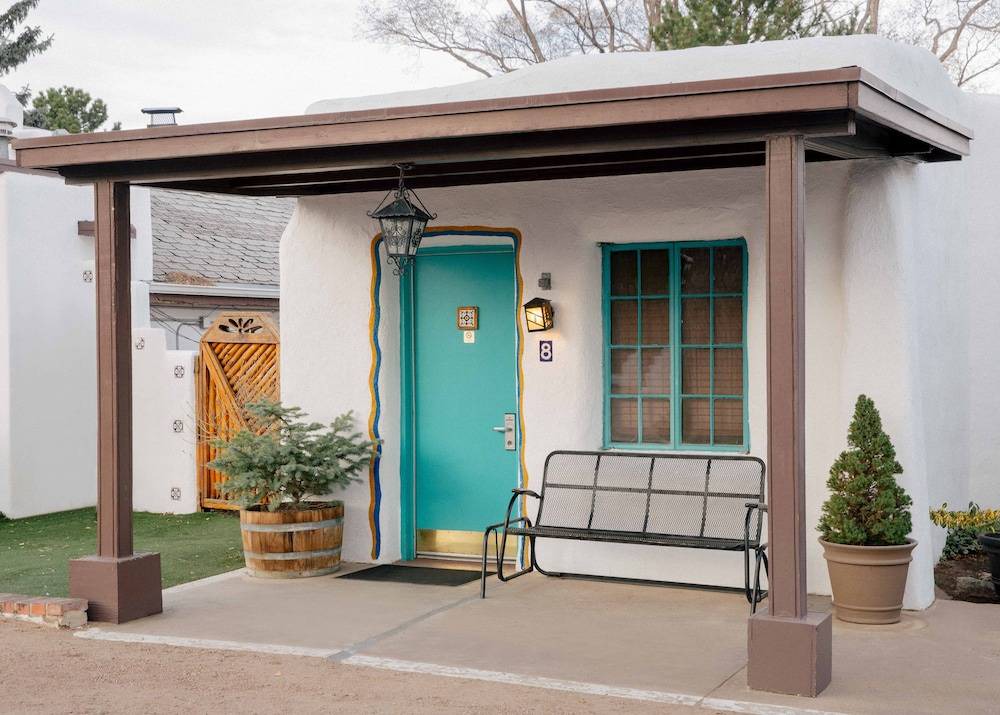 Southside Hotel | El Rey Court