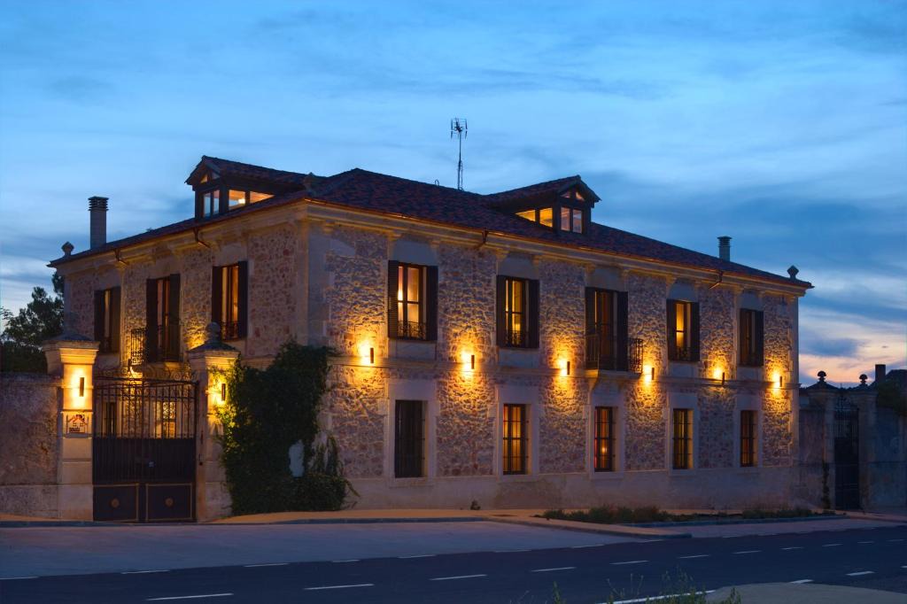 Aldeanueva De La Serrezuela Hotel | El Señorio De La Serrezuela