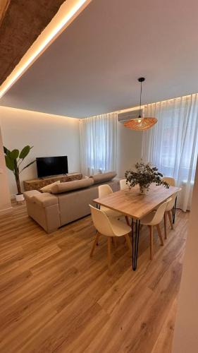 Logrono City Centre Apartment | El Sueño de Luca, Parking gratuito centro