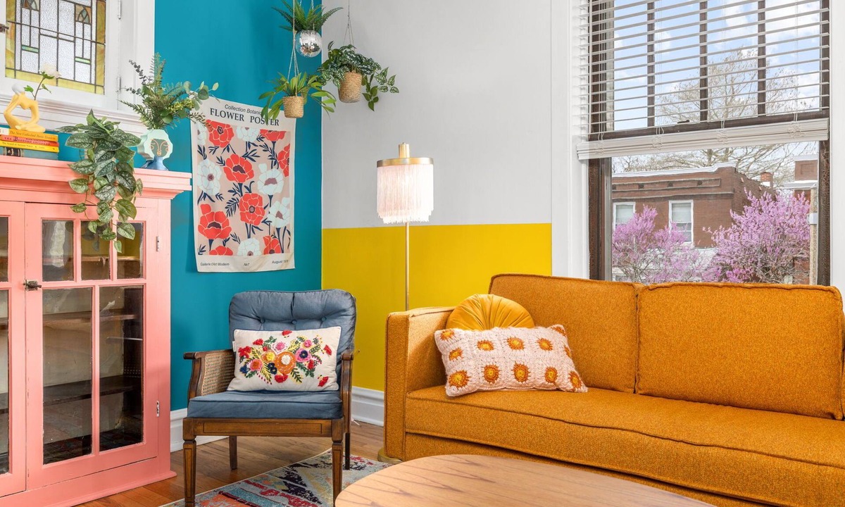 Downtown St. Louis Apartment | Electic City Home - Safe and Quiet