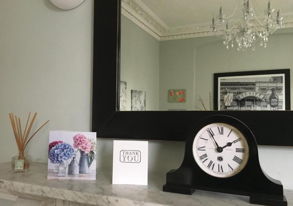 Cotham Apartment | Elegant 1 bed flat in Clifton Down with parking