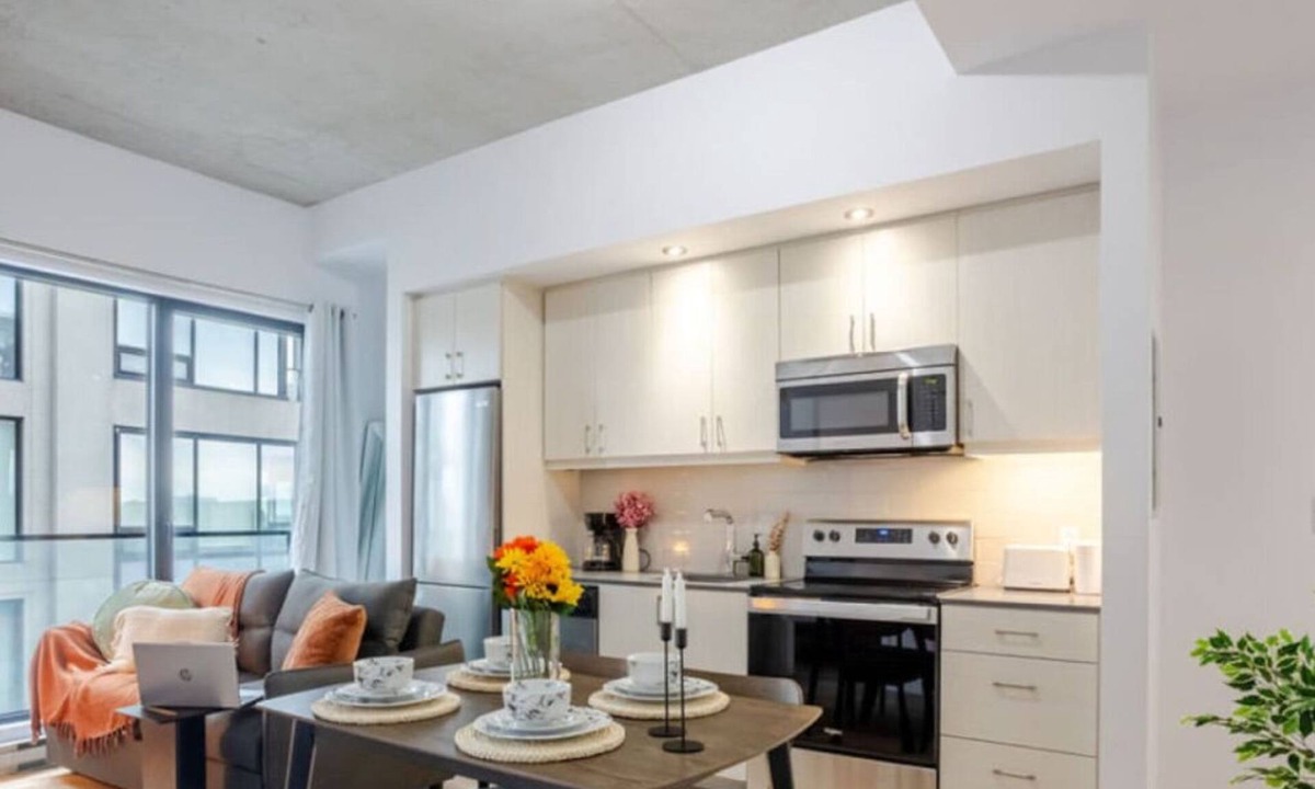 Cite Multimedia Apartment | Elegant 1BR Retreat | Chic Stay in Old Port