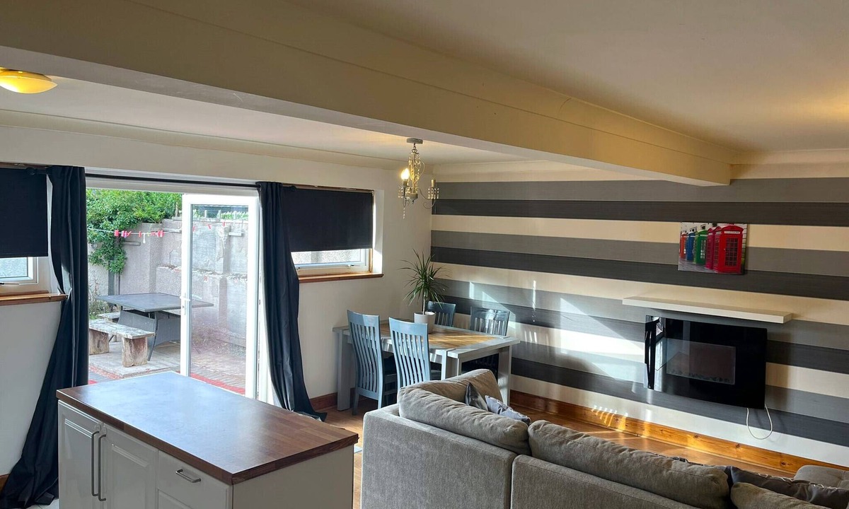 Gilmerton Ski Chalet | Elegant 2 Bedroom Chalet