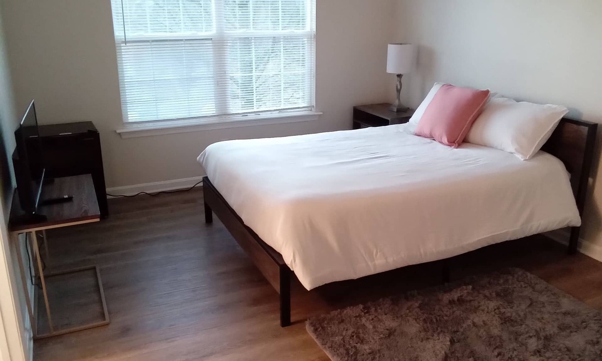 Germantown House | Elegant 4 bedroom family size home about 5 minutes drive from shopping center.