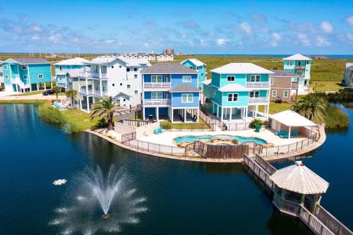 Bella Vista House | Elegant 4BR Coastal Escape with Stunning Views