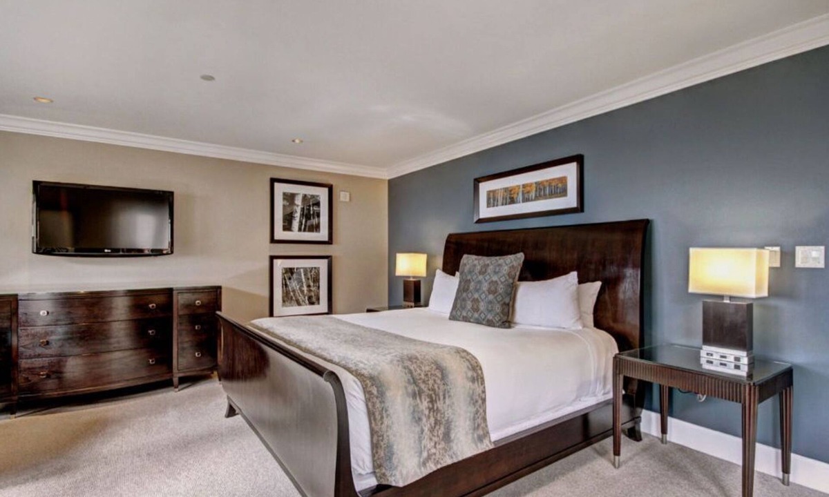 Vail Hotel | Elegant Alpine Inn with Superb Amenities