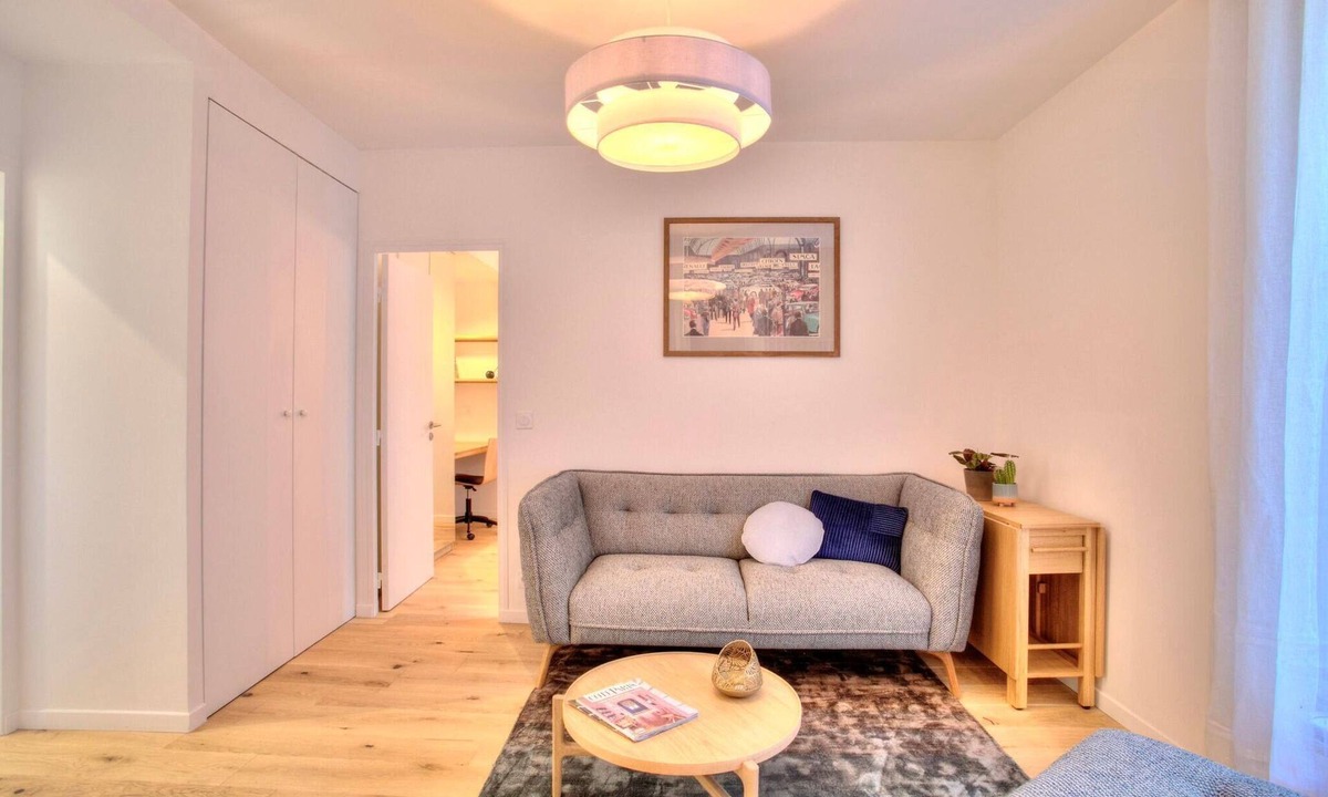 Batignolles Apartment | Elegant and comfortable apartment in Paris 17th arrondissement