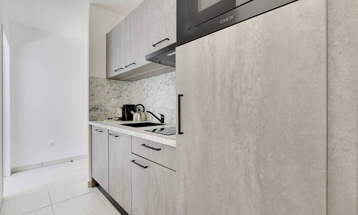 Suresnes Apartment | Elegant Appt - 1BDR/2P - Near Paris & La Défense