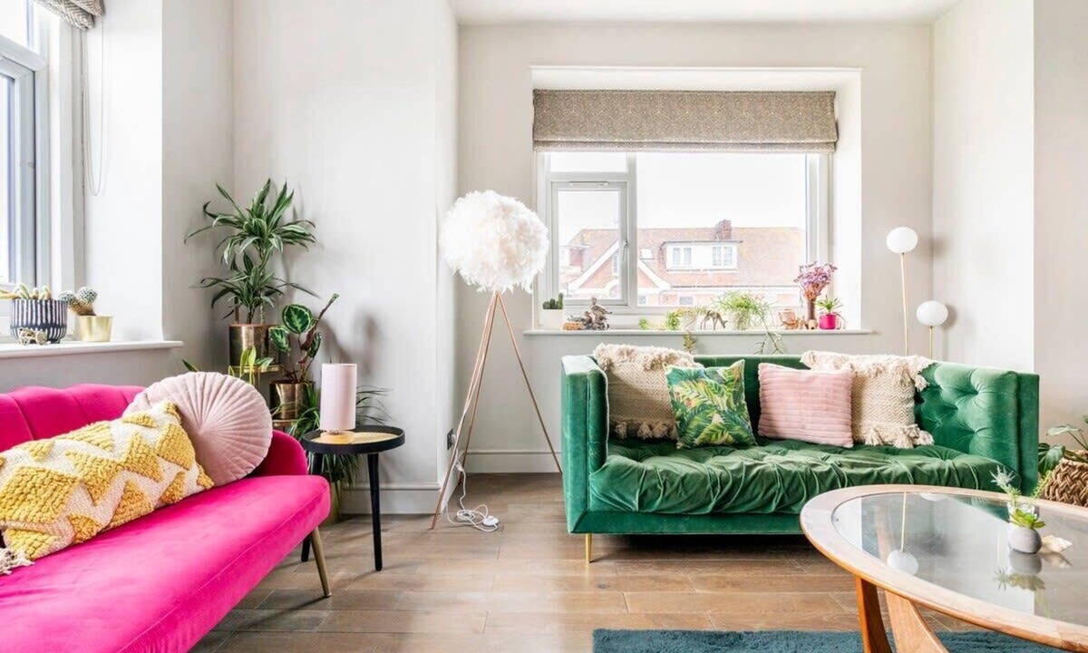 Cliftonville Apartment | Elegant Beach View Work Stay