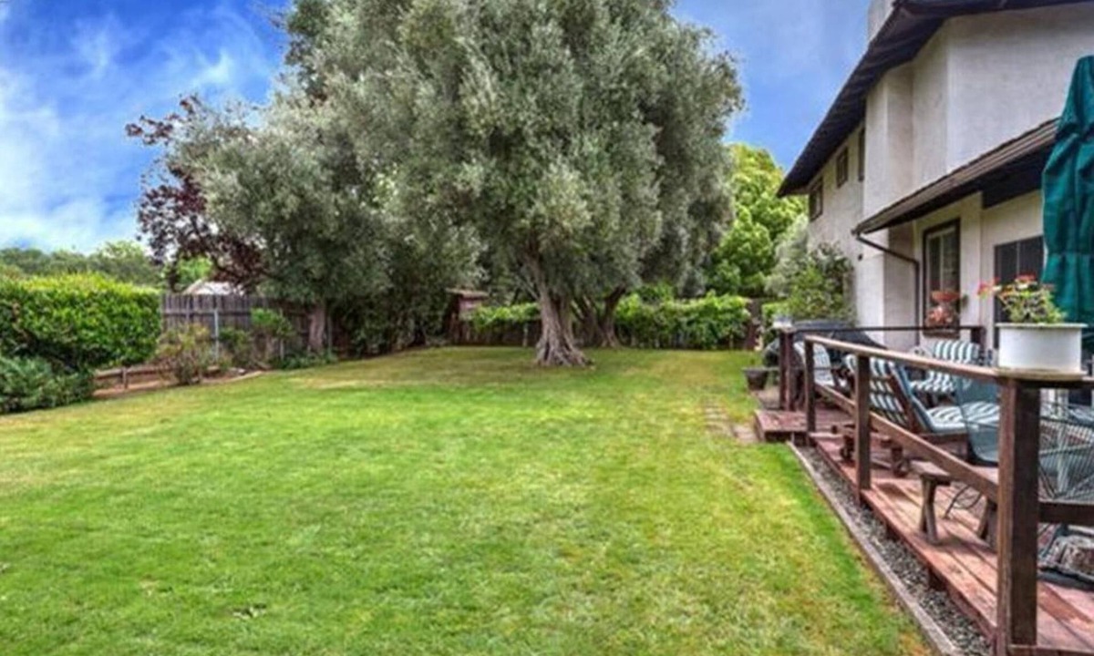 Carmichael House | Elegant & Charming - Entire Home in Sacramento