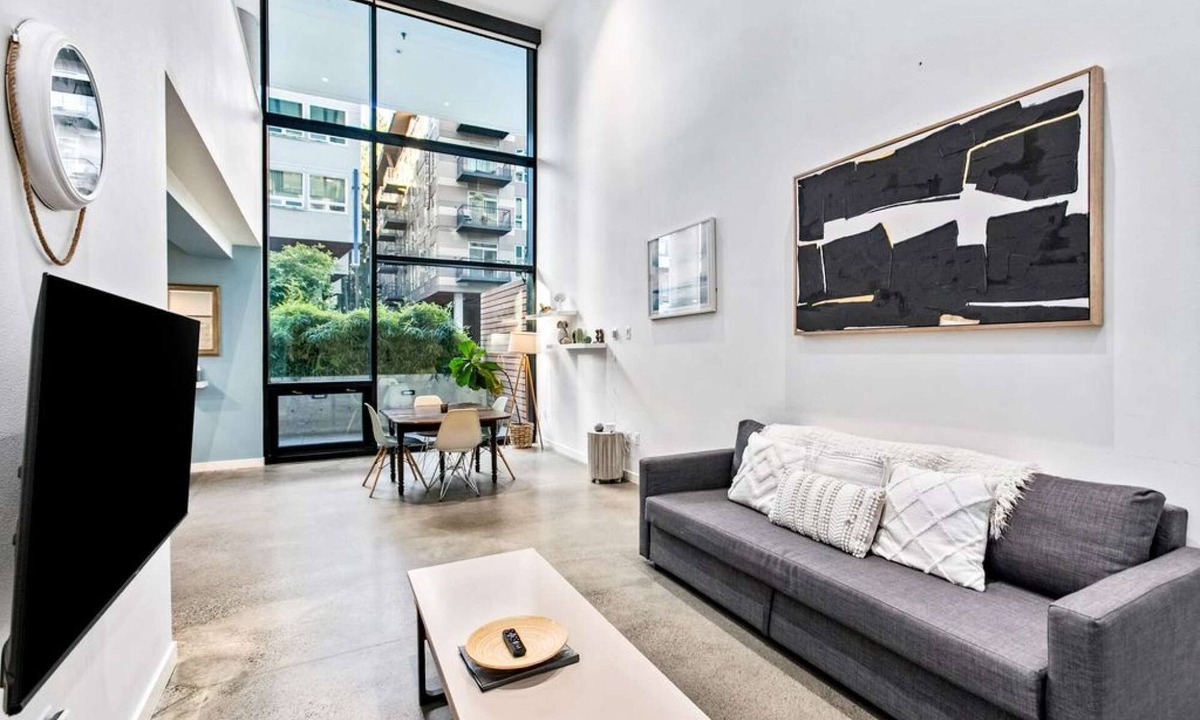 Downtown Apartment | Elegant design meets optimal location amid the natural beauty of Downtown Redmond.