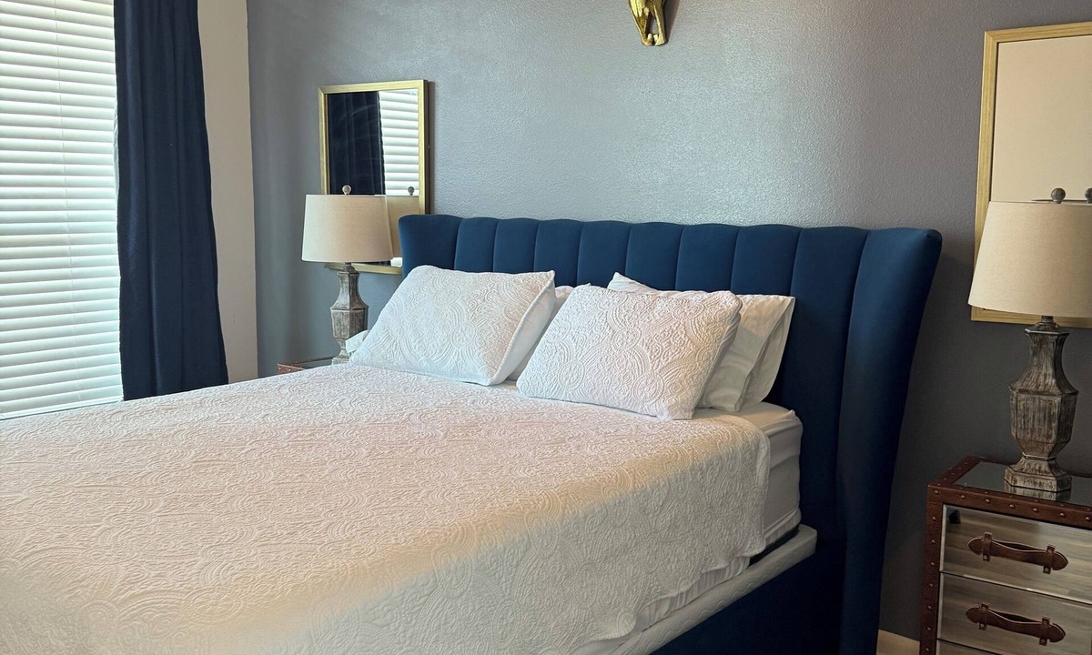 North Burnet Apartment | Elegant Domain Studio, Luxury Stay Steps from Dining & Shopping
