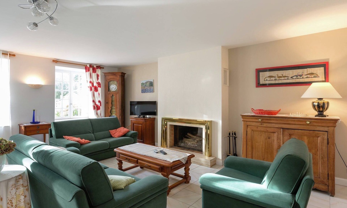 Lanrelas House | Elegant Escape in Lanrelas