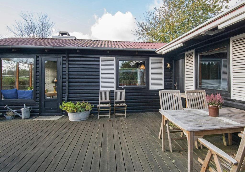 Hvidbjerg Strand House | Elegant Holiday Home in Fredericia near Sea