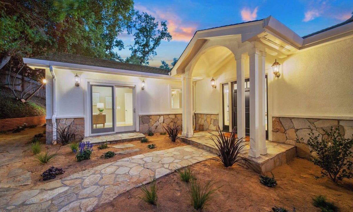 Stanley House | Elegant Home Near SF & Napa