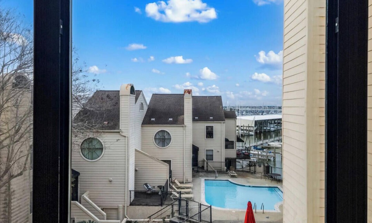 Clear Lake Shores Condo | Elegant Lakefront Condo Showcasing Spectacular Views.