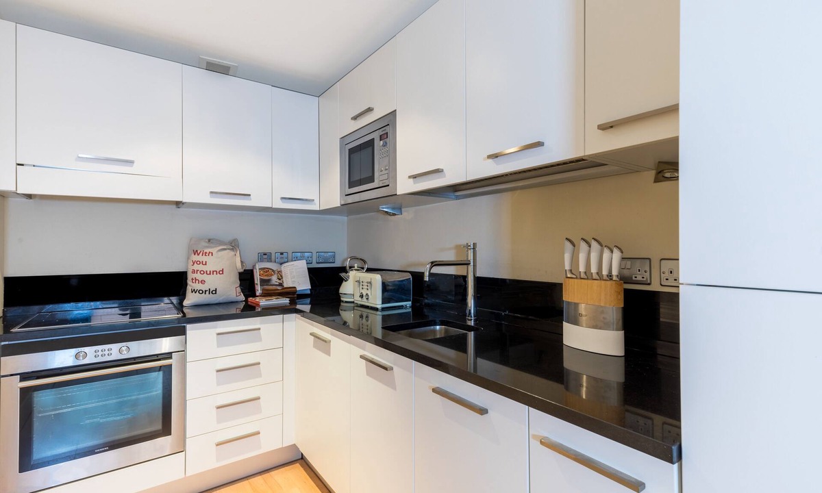 Queenhithe Apartment | Elegant One Bedroom Apt in London City near St. Paul's Blackfriars by MySquare