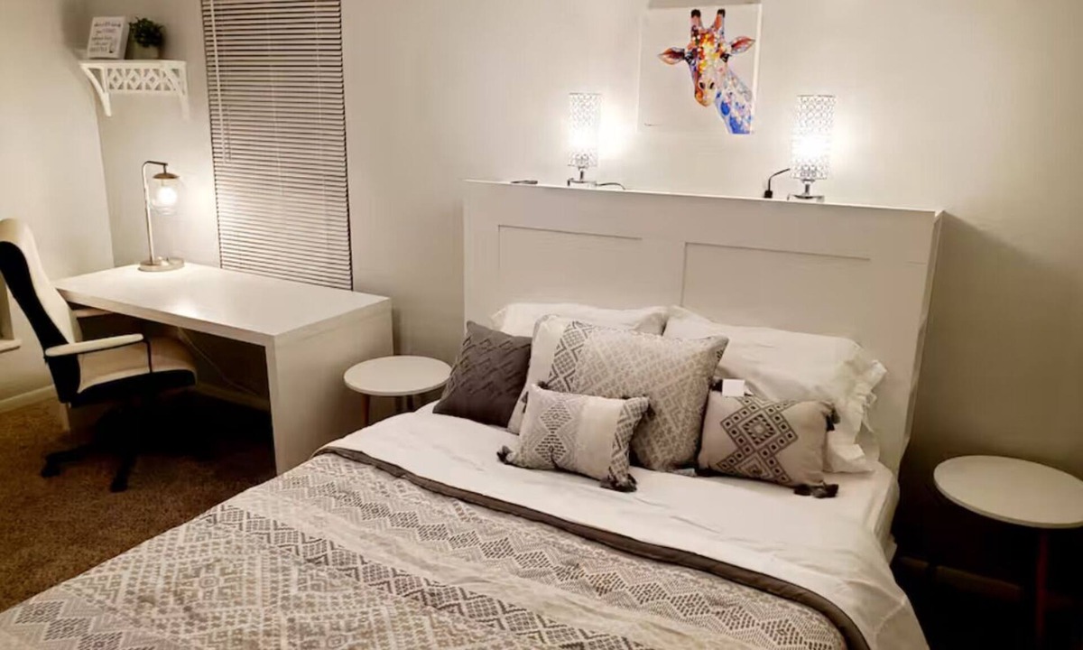 Denton Apartment | Elegant Private Room in Denton UNT, TWU - 1
