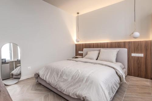 Quartier de la Chapelle Apartment | Elegant Renovated Apartment