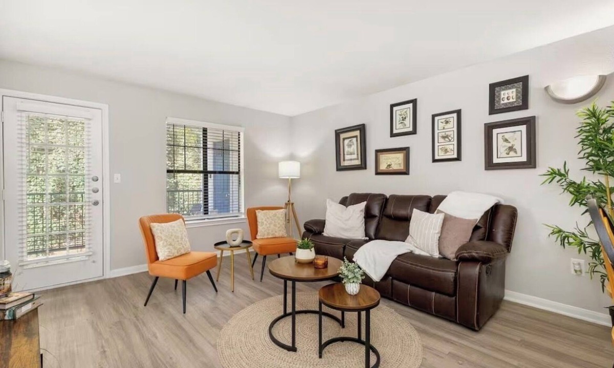 Pleasant Valley Apartment | Elegant Riverside BirdnEscape DT, UT, Lady