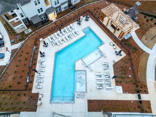 Athens Apartment | Elegant Spacious Apt w Pool Great for Long Stays
