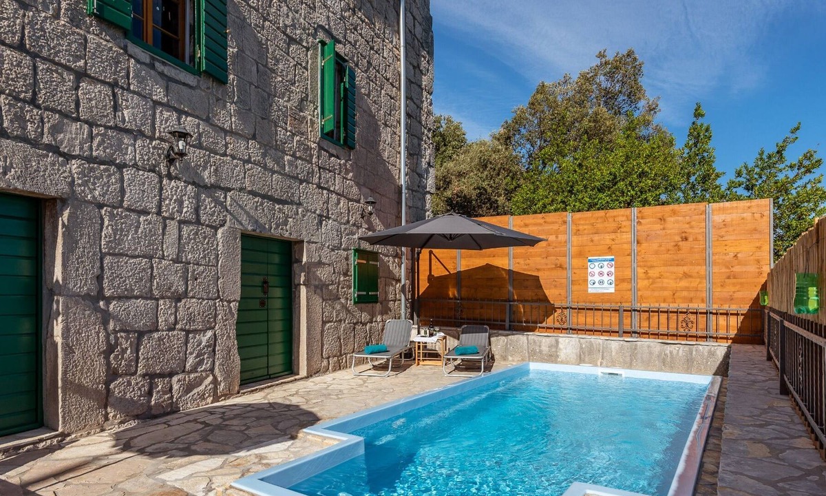 Stasevica Villa | Elegant Stasevica Villa | 2 Bedrooms | Villa Lazini Dvori | Private Pool | Rural Setting