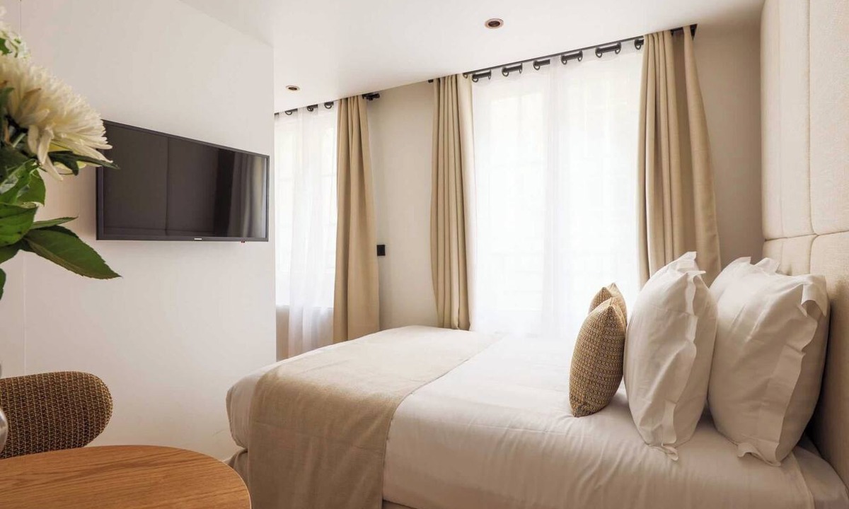 2nd Arrondissement Apartment | Elegant Studio 2P – Montorgueil/Grands Boulevards