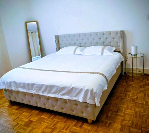 Montreux City Centre House | Elegant studio apartment near Lake Montreux