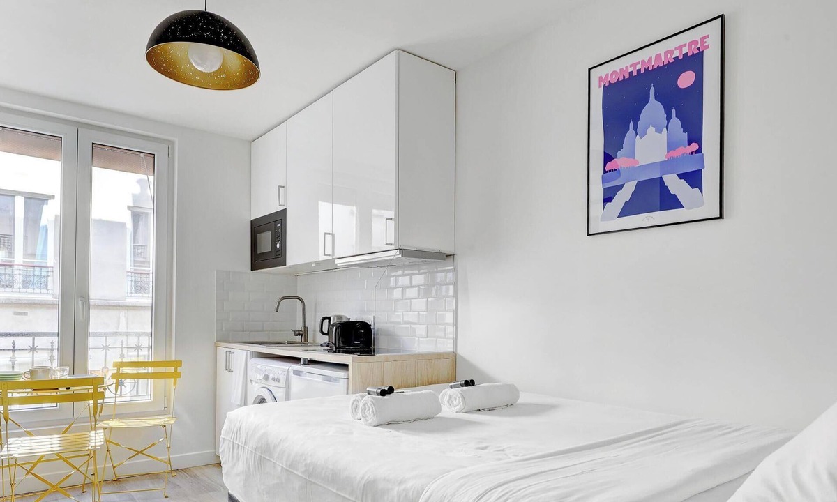 Montmartre Apartment | Elegant studio Quartier Montmartre