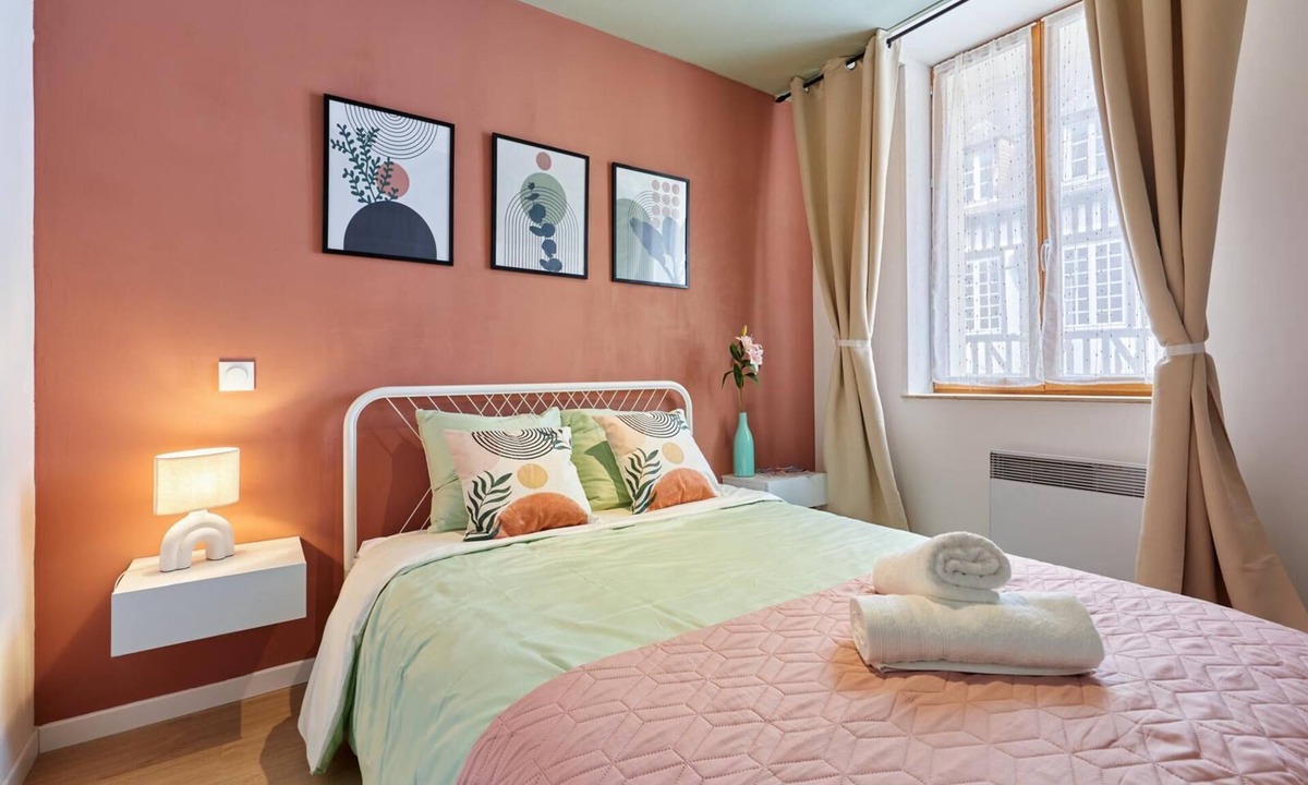 Pont-Audemer Apartment | Elegant T2 La Dolce, 20 minutes from Honfleur