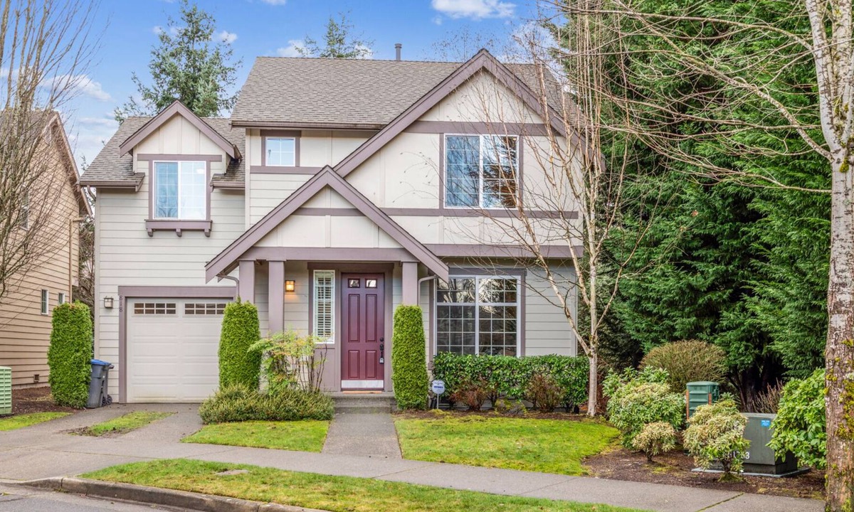 Mill Creek House | Elegant Town Center Home/2.5BR2.5Bath/Big Backyard