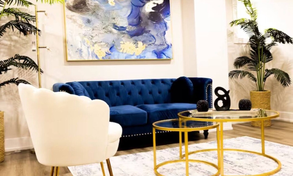 Mount Pleasant House | Elegant Two Bdr. Basement Apartment with Private Entrancen