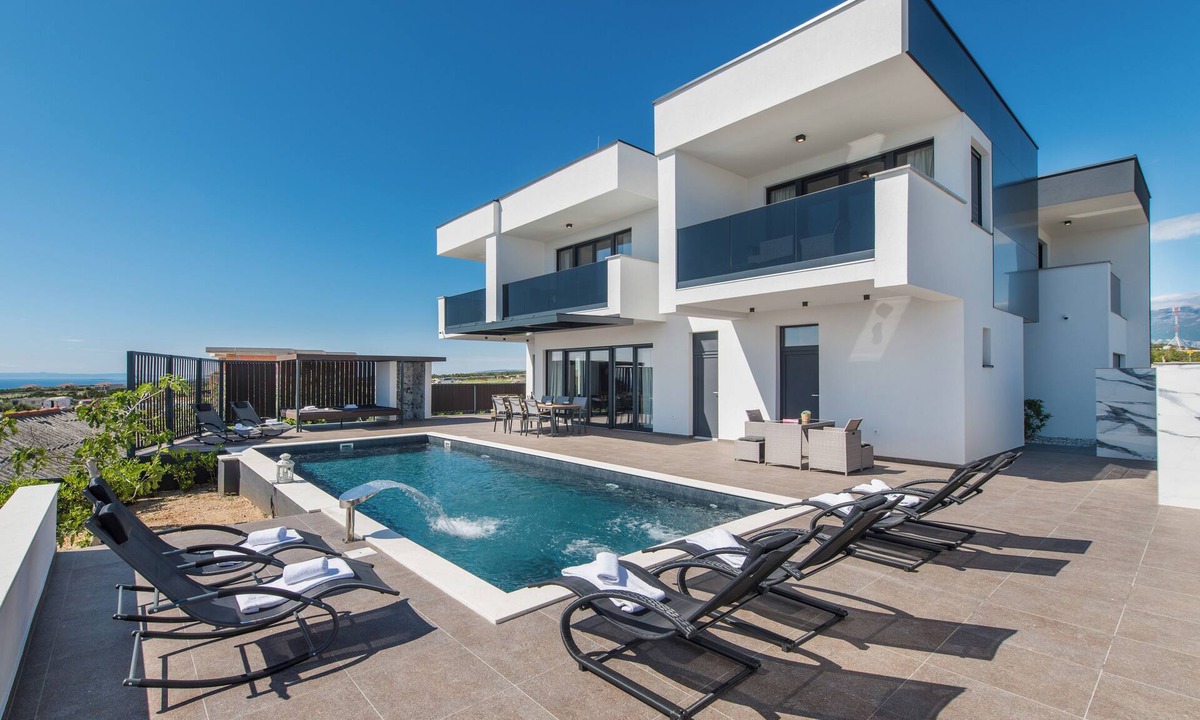 Gajac Villa | Elegant Villa Luna with Private Heated Pool