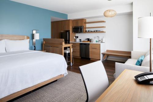 Irvine Business Complex Hotel | Element by Marriott Irvine