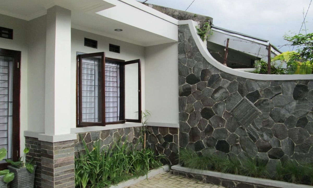 Sukajadi House | Elenor's Home