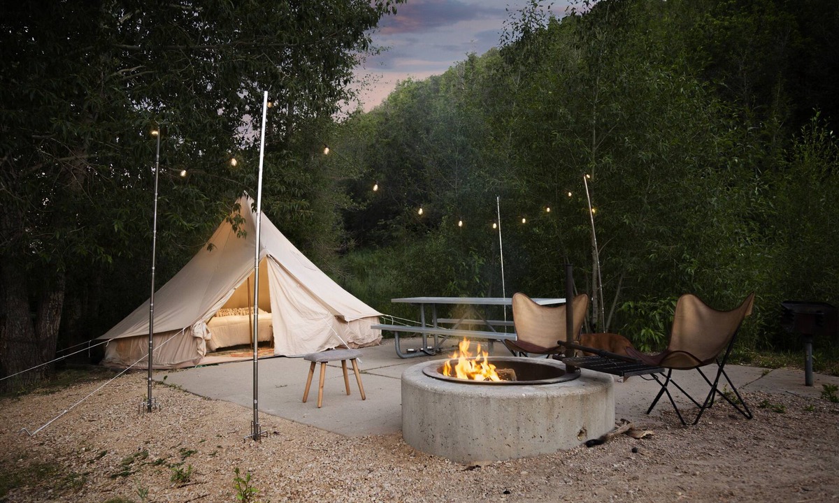Park City RV Rental | Elevated Camping - Explore Nature In Luxury
