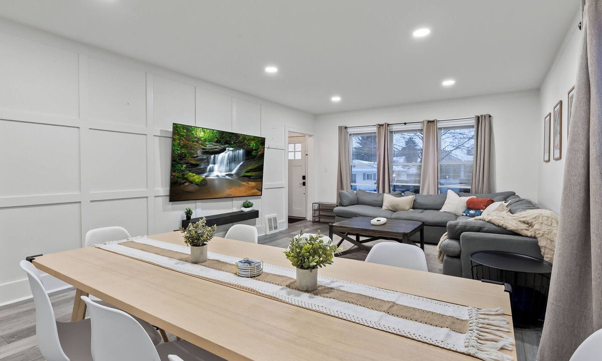 Royal Oak House | Elevated Royal Oak Stay! Downtown Entertainment