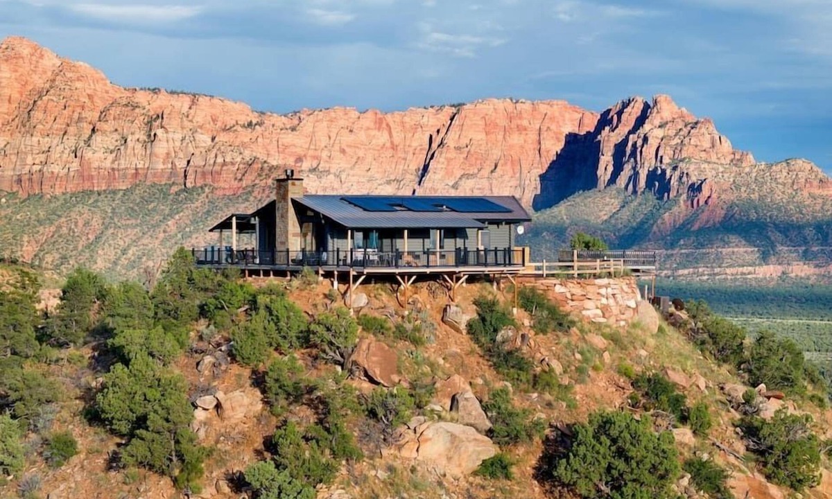 Apple Valley Cabin | Elevation 40 Zion