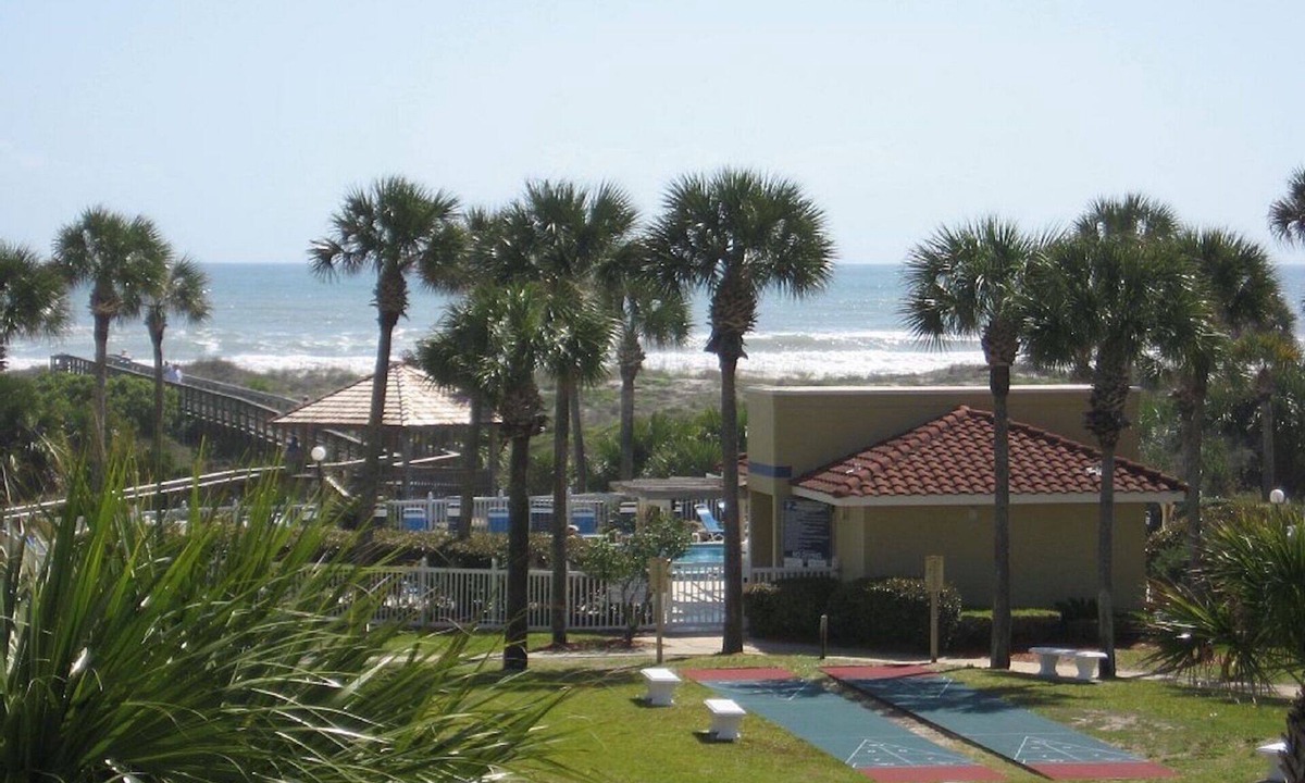 Butler Beach Condo | Elevator, 3rd Floor Ocean View, 2 Bed 2 Bath, just steps to private beach access