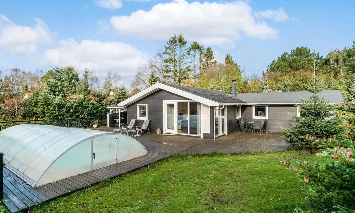 Hou House | "Eli" - 1.4km from the sea by Interhome