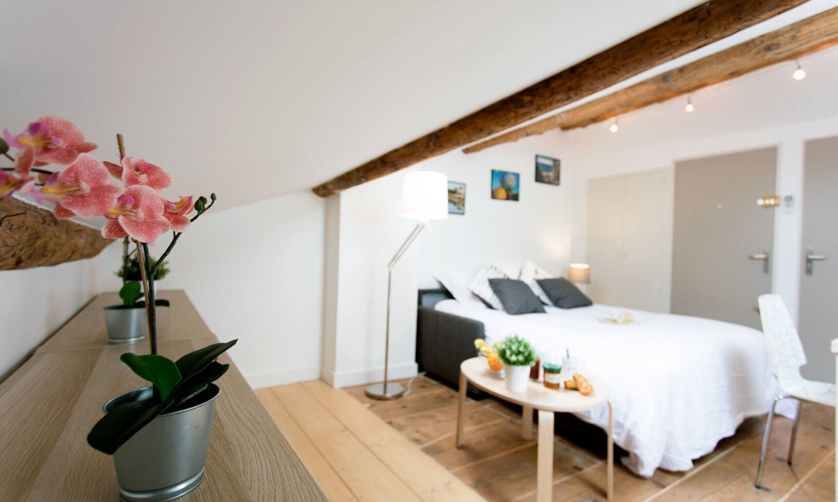 Gares Apartment | Elia - Première conciergerie