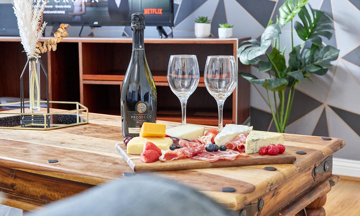 Whitley Bay Apartment | Elite 15 Stays