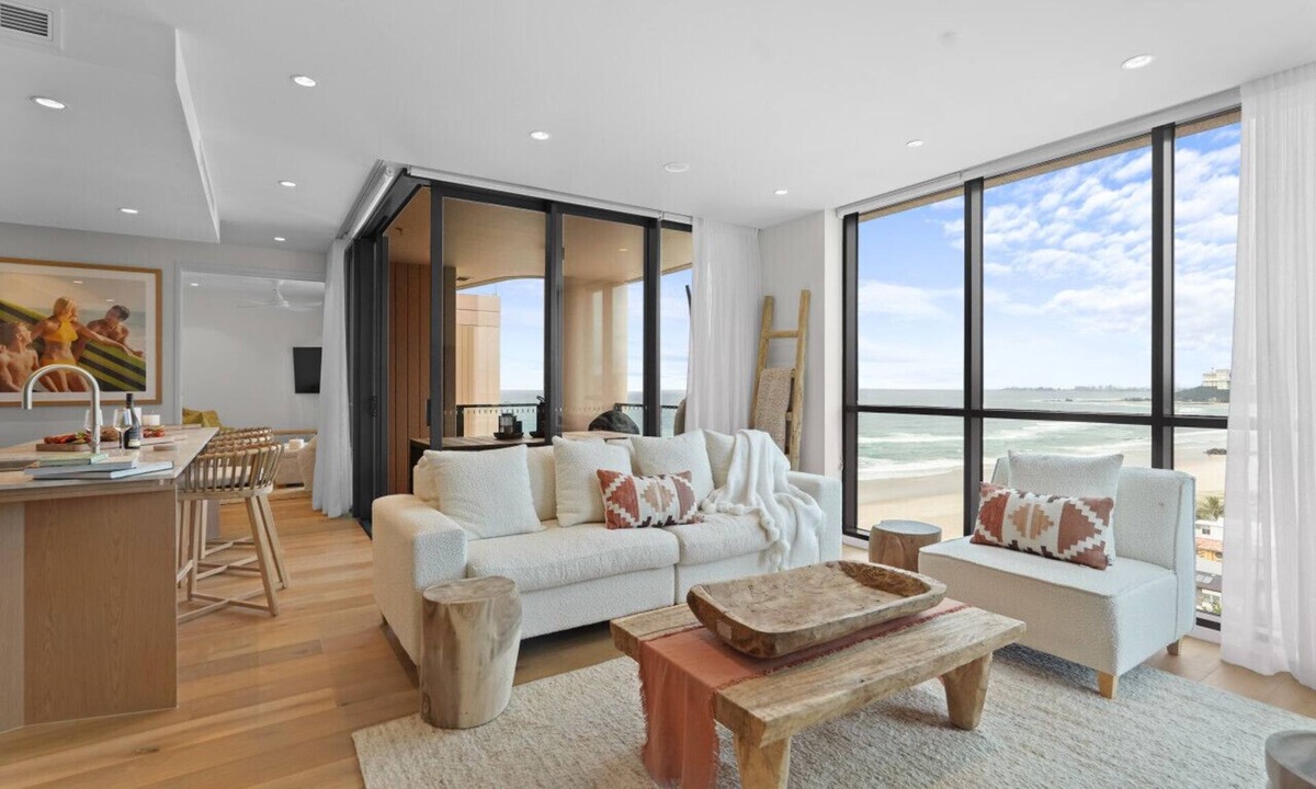 Palm Beach Apartment | Elite Penthouse Escape