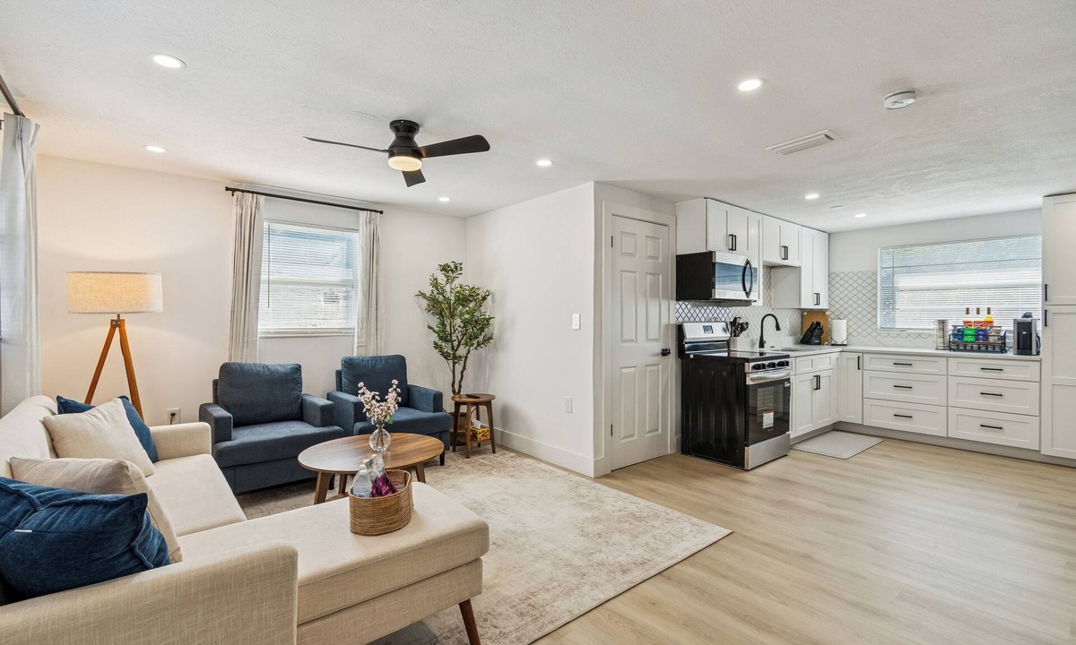 Largo Hotel | Elite Stay Partners- Largo
