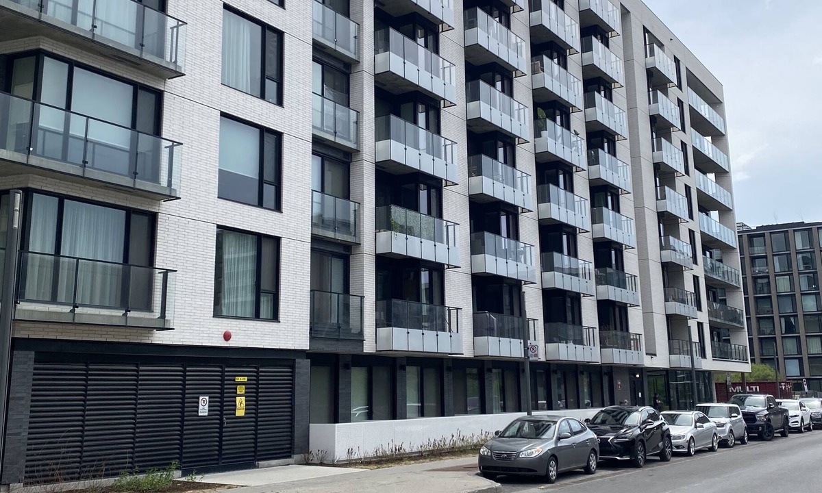 Pointe-Saint-Charles Condo | Elite Studio close to Old Port of Montreal
