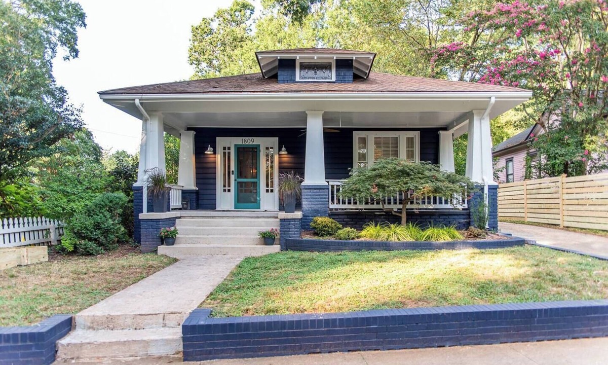 Charlotte House | Elizabeth Bungalow, Fenced Yard, Fireplaces, Grill
