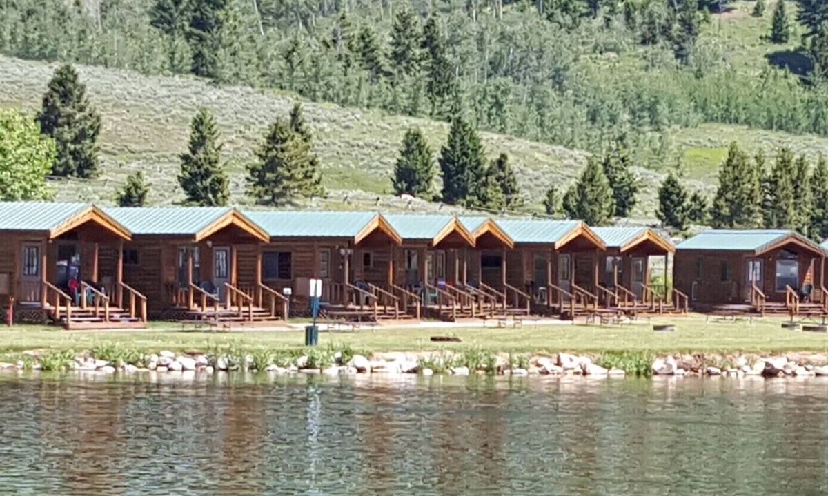 West Yellowstone Cabin | Elk Haven Camping (Cabin 16)