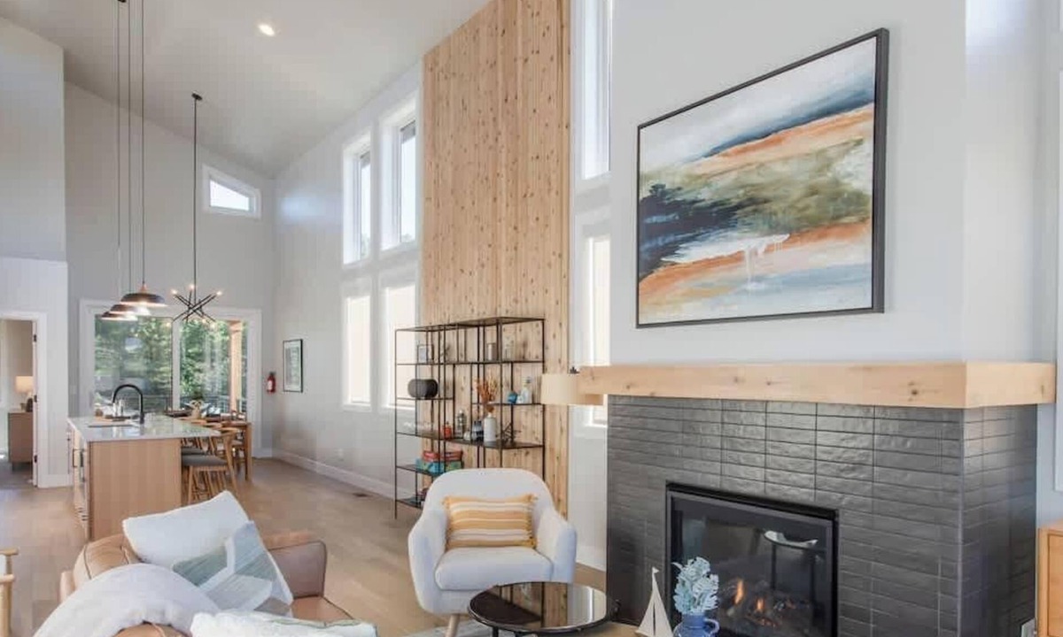 Nehalem House | Elk Meadows